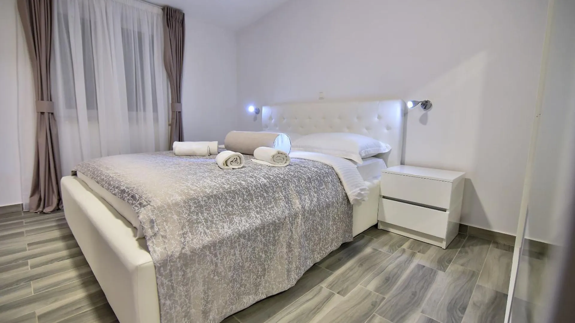 Villa Sana Vir 0*,